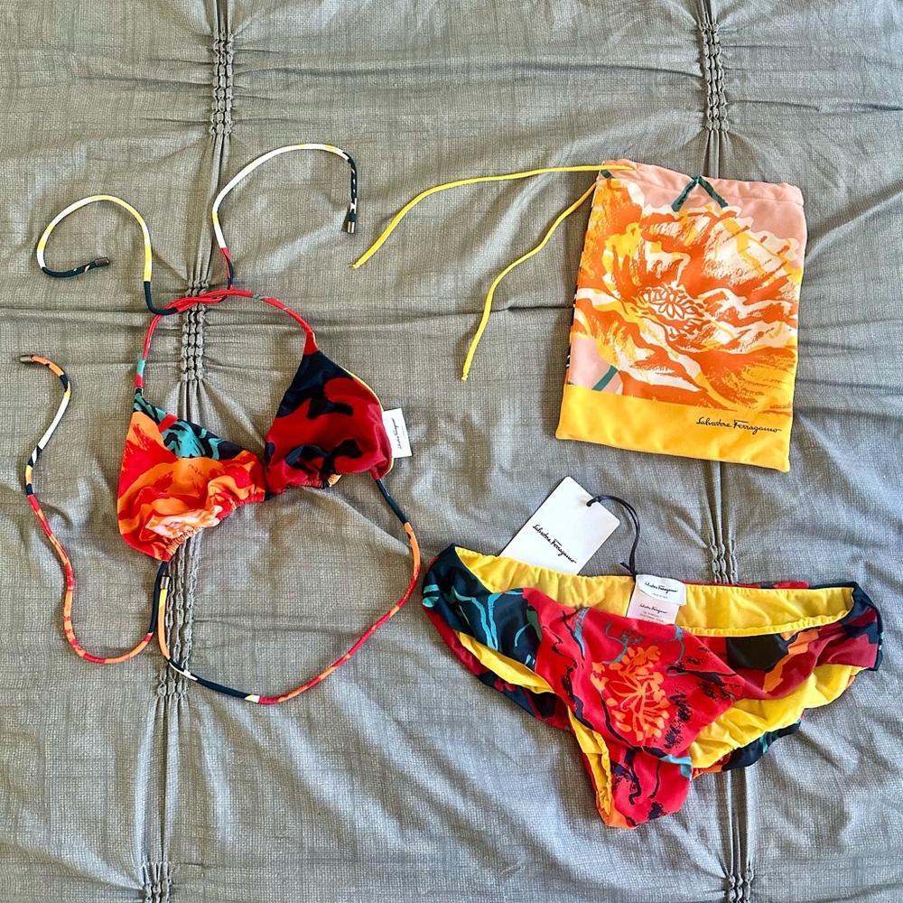 Salvatore Ferragamo 2 PC swimsuit